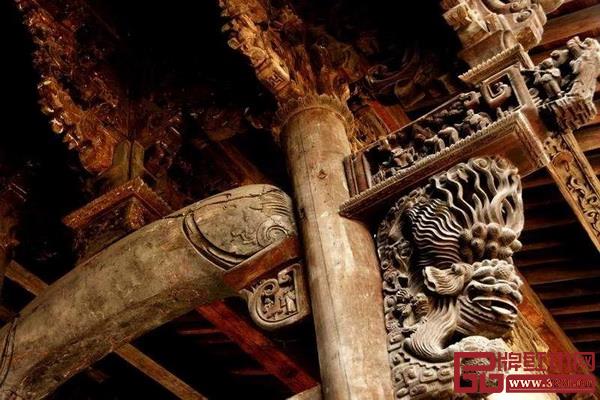 東陽(yáng)盧宅中的木雕細(xì)節(jié) 東陽(yáng)盧宅中的木雕細(xì)節(jié)