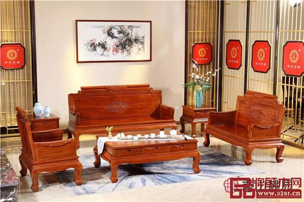 香山桃園——巴花《祥云沙發(fā)》 香山桃園——巴花《祥云沙發(fā)》