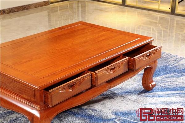 香山桃園——巴花《祥云沙發(fā)》大平幾細節(jié)圖 香山桃園——巴花《祥云沙發(fā)》大平幾細節(jié)圖