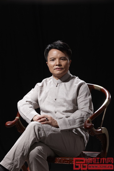 中國工藝美術(shù)大師、大家之家董事長林慶財(cái) 中國工藝美術(shù)大師、大家之家董事長林慶財(cái)