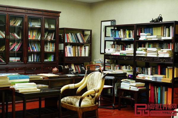 “雷弄山房”書齋 內觀 “雷弄山房”書齋 內觀