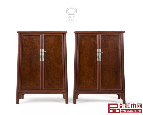 拍品編號(hào)：280區(qū)勝春（中國(guó)，1959年生）  圓角柜一對(duì)  鐵梨木嵌癭木  69×42×99厘米  2019年作  成交價(jià)：114000元