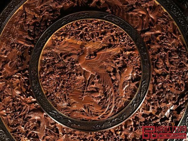 中堂紅木《百鳥朝鳳》圓桌細(xì)節(jié)圖 中堂紅木《百鳥朝鳳》圓桌細(xì)節(jié)圖