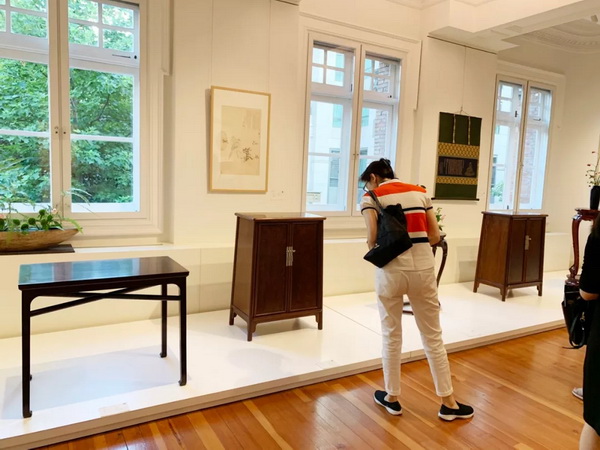  上海佳士得秋季拍賣預(yù)展現(xiàn)場