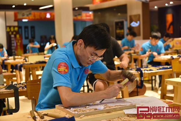 院校組參者比賽現(xiàn)場的精彩剪影 院校組參者比賽現(xiàn)場的精彩剪影