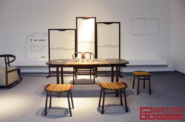 柔光下的紅木家具層次分明,更具中式意韻 柔光下的紅木家具層次分明,更具中式意韻