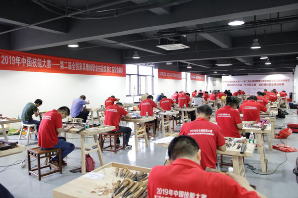 江蘇常熟賽區(qū)50名選手同臺(tái)競(jìng)技 江蘇常熟賽區(qū)50名選手同臺(tái)競(jìng)技