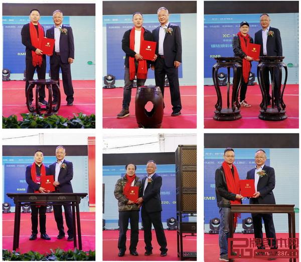 魯班木藝中國傳統(tǒng)工藝大師力作拍賣現(xiàn)場激烈,拍品均悉數(shù)拍出 魯班木藝中國傳統(tǒng)工藝大師力作拍賣現(xiàn)場激烈,拍品均悉數(shù)拍出