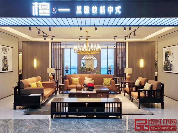 檀一新中式系列產(chǎn)品強(qiáng)調(diào)舒適度和高級(jí)感,品位與品質(zhì)盡顯 檀一新中式系列產(chǎn)品強(qiáng)調(diào)舒適度和高級(jí)感,品位與品質(zhì)盡顯