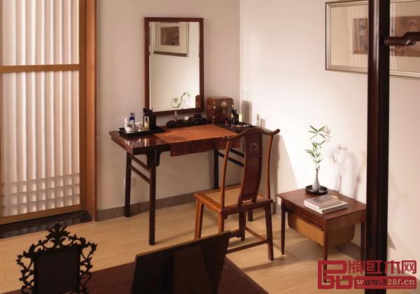 區(qū)氏家具（深圳）生活藝術(shù)空間 精致、品味俘獲單身青年的芳心（區(qū)氏家具）