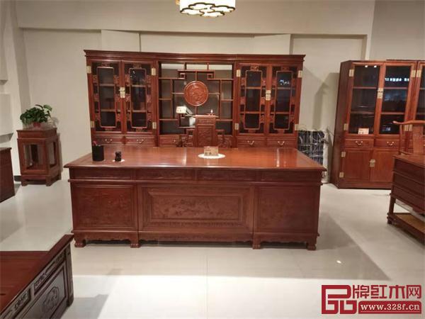 呈麟紅木書(shū)房