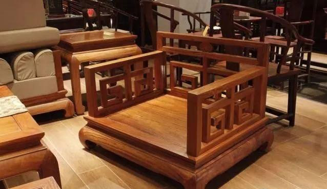 惡補紅木家具行業(yè)知識 收藏者在買紅木家具要注意