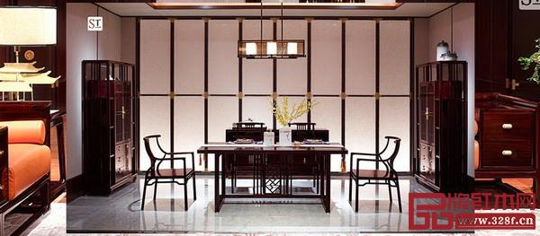 提名理由：瀚晟堂紅木家具以研發(fā)、生產(chǎn)、銷(xiāo)售新中式紅木家具為主，旨在倡導(dǎo)健康、和諧的生活方式，滿(mǎn)足廣大消費(fèi)者對(duì)高雅、尊貴、獨(dú)特居家生活的需求。其產(chǎn)品揉入現(xiàn)代時(shí)尚元素，使古典、時(shí)尚融為一體，創(chuàng)作手法新穎獨(dú)特，滿(mǎn)足了年輕消費(fèi)者追求高端個(gè)性化享受的需求，致力于為全球高端消費(fèi)者提供高雅的家居生活服務(wù)。