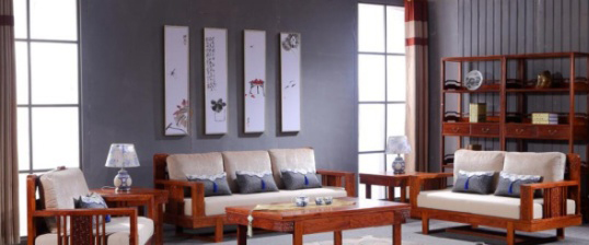 看紋理棕眼和水波紋，可以辨別刺猬紫檀和大果紫檀