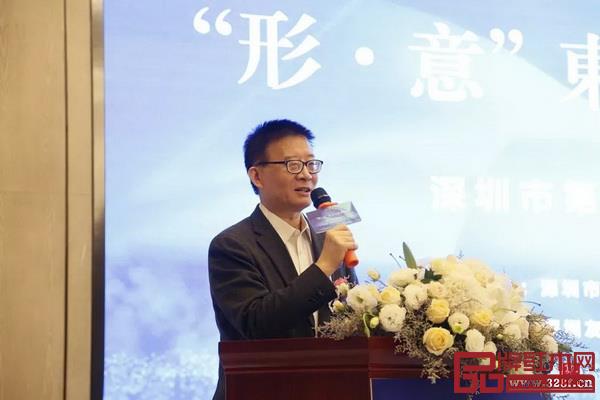 深圳市政協(xié)副主席徐友軍致辭