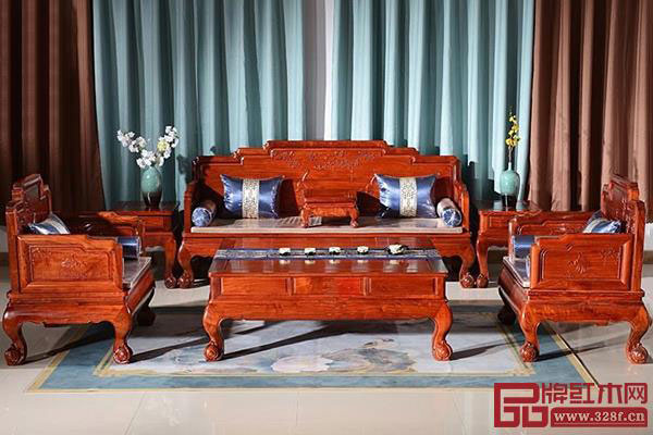 大果紫檀紅木家具價(jià)格是多少呢？如何挑選紅木家具呢？