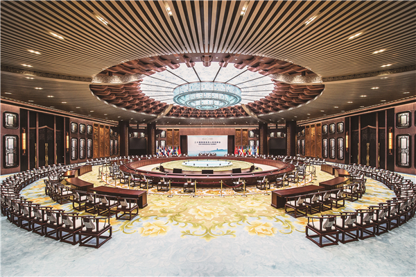 明堂紅木是G20杭州峰會(huì)主會(huì)場(chǎng)家具唯一供應(yīng)商.jpg 明堂紅木是G20杭州峰會(huì)主會(huì)場(chǎng)家具唯一供應(yīng)商.jpg