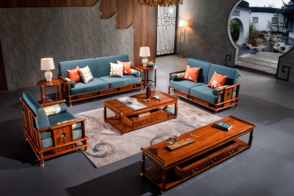 王木匠紅木家具用全新的視角充分洞察消費者需求，致力為消費者打造最舒適的居家生活