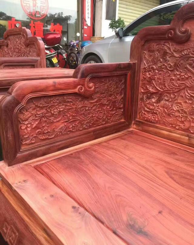 哪幾種木材是紅木，紅木選購技巧有哪些呢？