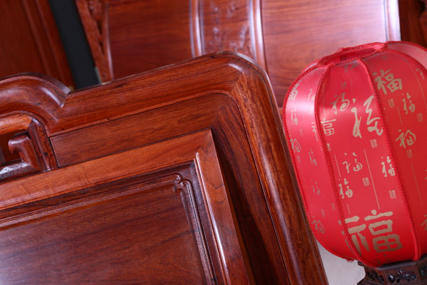 拒絕入坑，哪個品牌的紅木家具好？選擇專業(yè)最重要