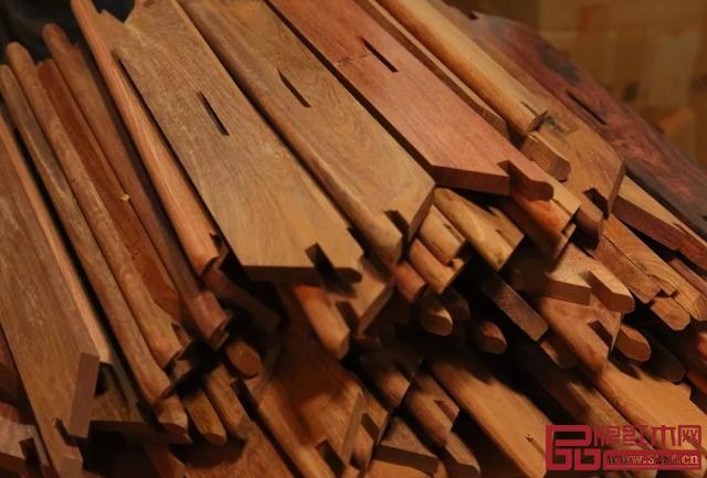 如何辨別老緬甸花梨 如何辨別老緬甸花梨