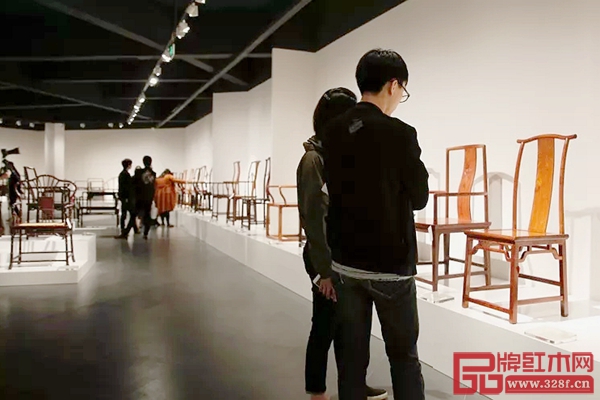 紅橋紅參展2017中國紅博會百椅展 紅橋紅參展2017中國紅博會百椅展