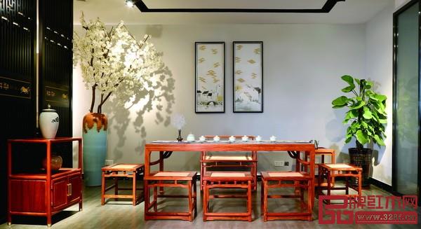 中山市盛世志成家具有限公司《耕梨·七碗茶臺(tái)》 中山市盛世志成家具有限公司《耕梨·七碗茶臺(tái)》