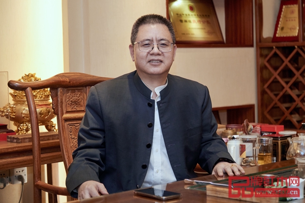  曾祥濃，洪祥軒紅木董事長(zhǎng)