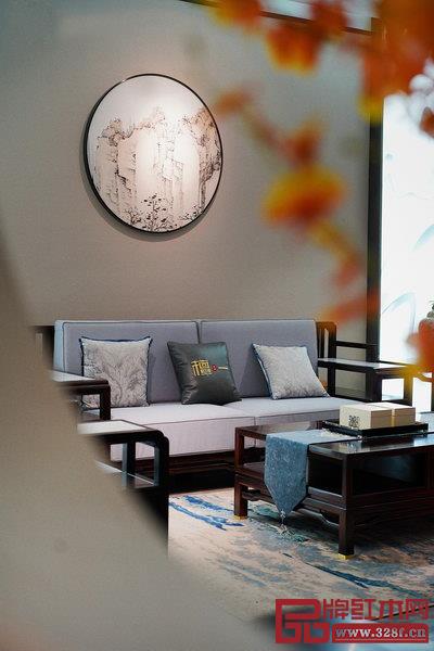 雅晟檀一更加注重家的體驗和雅的文化,強調(diào)家居環(huán)境概念 雅晟檀一更加注重家的體驗和雅的文化,強調(diào)家居環(huán)境概念