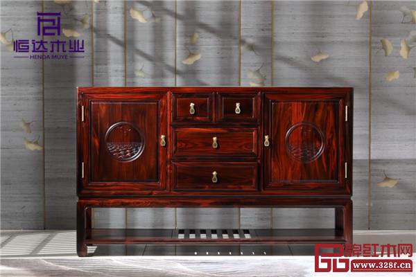 恒達木業(yè):闊葉黃檀詩韻餐邊柜 恒達木業(yè):闊葉黃檀詩韻餐邊柜