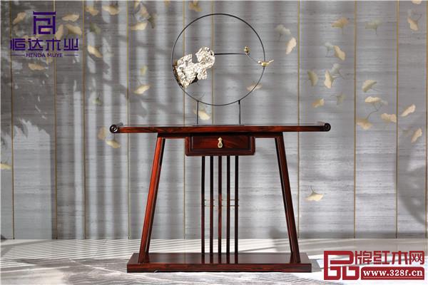 恒達木業(yè):闊葉黃檀詩韻玄關(guān)柜 恒達木業(yè):闊葉黃檀詩韻玄關(guān)柜