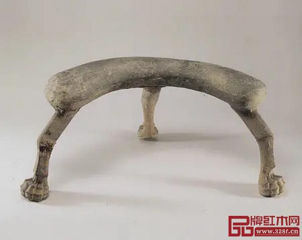 南京象山東晉墓出土三足陶幾 南京象山東晉墓出土三足陶幾