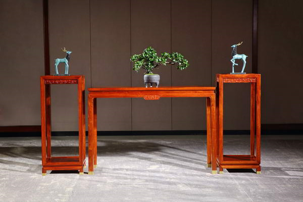 新明紅木：把握核心，穩(wěn)中求勝