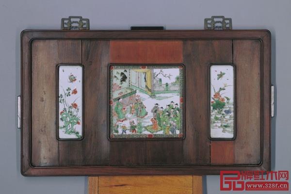 清乾隆《金漆點(diǎn)翠玻璃圍屏》 清乾隆《金漆點(diǎn)翠玻璃圍屏》