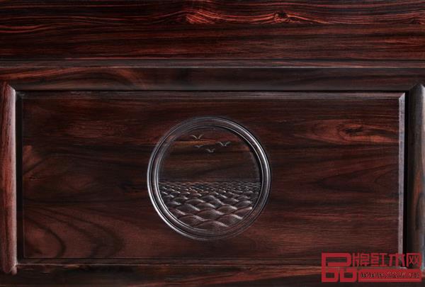 云紋鱗次櫛比,疏密有序,移步易景 云紋鱗次櫛比,疏密有序,移步易景