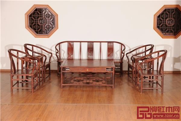 萬盛宇紅木:紅酸枝絲翎檀雕明式圈椅沙發(fā) 萬盛宇紅木:紅酸枝絲翎檀雕明式圈椅沙發(fā)