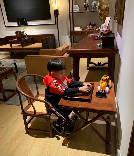 區(qū)氏家具深圳生活藝術(shù)空間 區(qū)氏家具深圳生活藝術(shù)空間