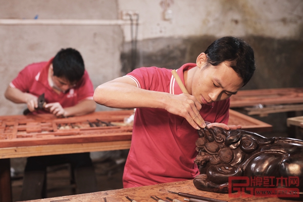 國方家居匠人精益求精,確保出品必為精品 國方家居匠人精益求精,確保出品必為精品