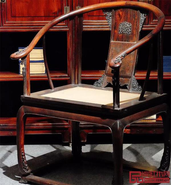 故宮博物院家具館展出的其中一只 故宮博物院家具館展出的其中一只