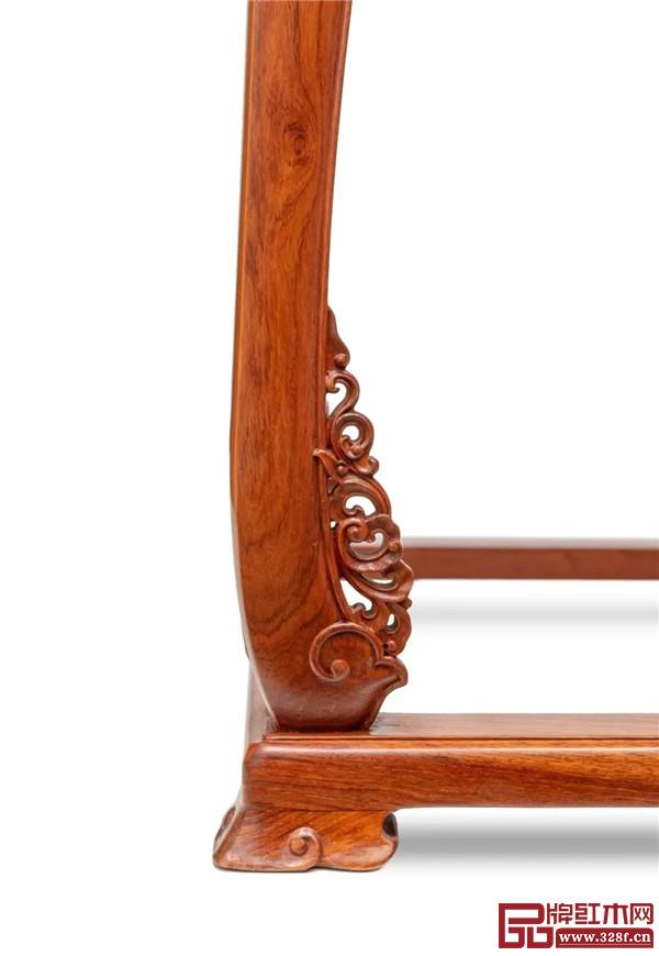 紅橋紅制器 / 皇宮圈椅 紅橋紅制器 / 皇宮圈椅