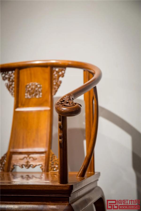 紅橋紅制器 / 皇宮圈椅 紅橋紅制器 / 皇宮圈椅