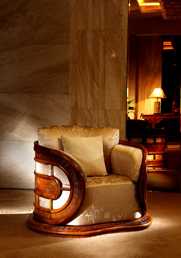 紅古軒《風云椅》 紅古軒《風云椅》