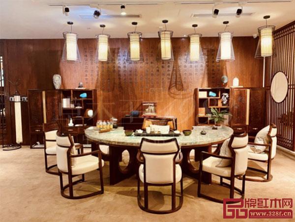 卓木王高定生活為國人締造優(yōu)雅、精致的當(dāng)代精致生活方式 卓木王高定生活為國人締造優(yōu)雅、精致的當(dāng)代精致生活方式