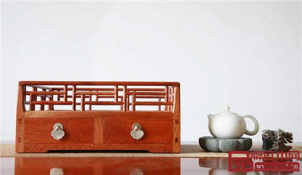 紅橋紅紅木 紅橋紅紅木