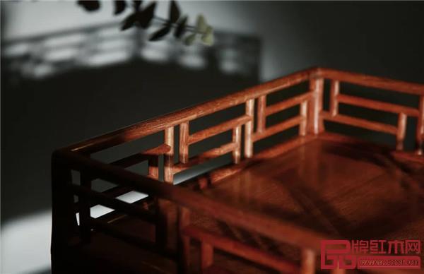 紅橋紅紅木 紅橋紅紅木