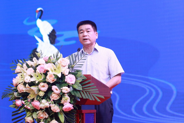 賀修虎：新中式紅木展為產(chǎn)區(qū)變革賦予新活力