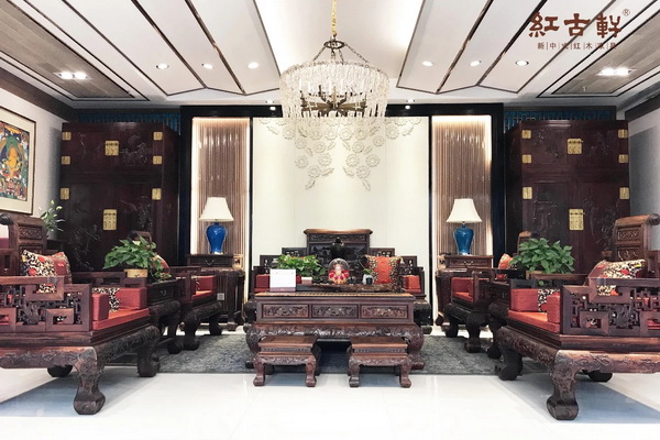 紅古軒：巴里黃檀紅酸枝，下一個大紅酸枝