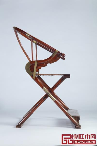 黃花梨麒麟紋交椅側(cè)面 黃花梨麒麟紋交椅側(cè)面