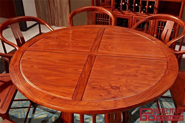 轉(zhuǎn)盤可拆卸,放置更多佳肴 轉(zhuǎn)盤可拆卸,放置更多佳肴