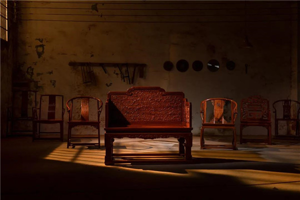 紅橋紅：疫情2020，紅木家具廠的“突圍”啟示